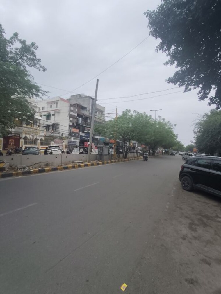 Exterior View, paschim vihar Commercial Shop 700 Sq.Ft. In Paschim Vihar Delhi 10495850