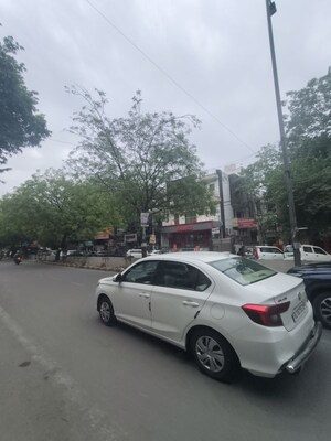 Parking in  Shop at Paschim Vihar – for Rent