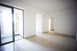 Room in 2 BHK Apartment at Chandlodia – for Sale