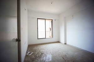 Room in 2 BHK Apartment at Chandlodia – for Sale