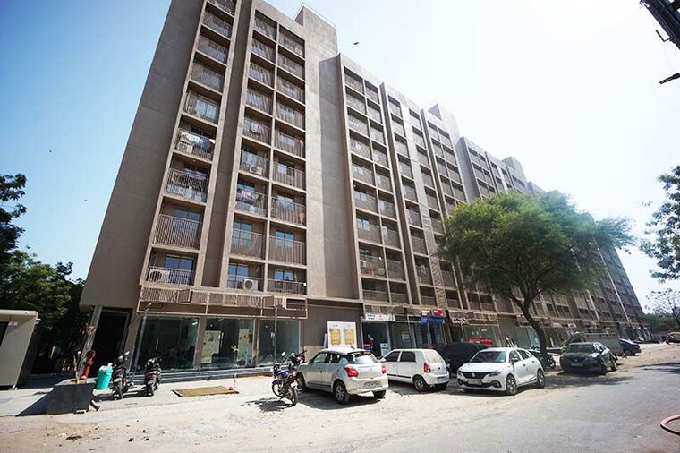 Exterior View, chandlodia 2 Bedroom 126 Sq.Yd. Apartment In Chandlodia Ahmedabad 10495945