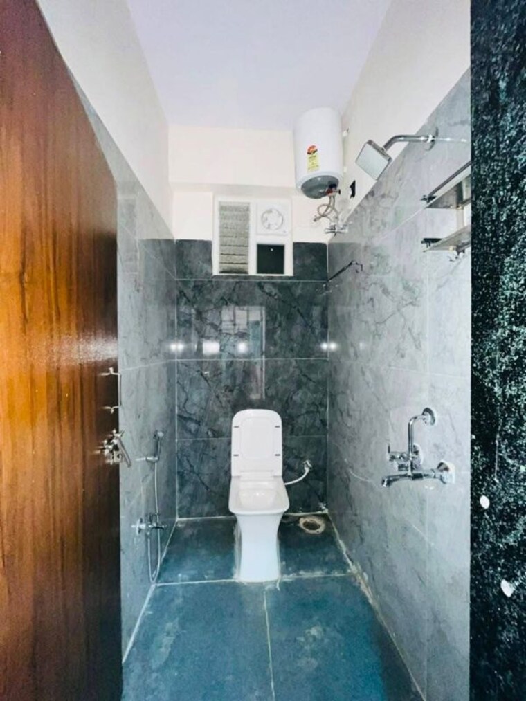 Bathroom, golden-tulip-kondapur 2 Bedroom 1200 Sq.Ft. Apartment In Kondapur Hyderabad 10496010