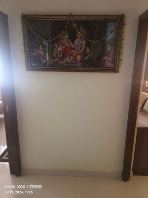 Room in 2 BHK Apartment at Manapakkam – for Rent