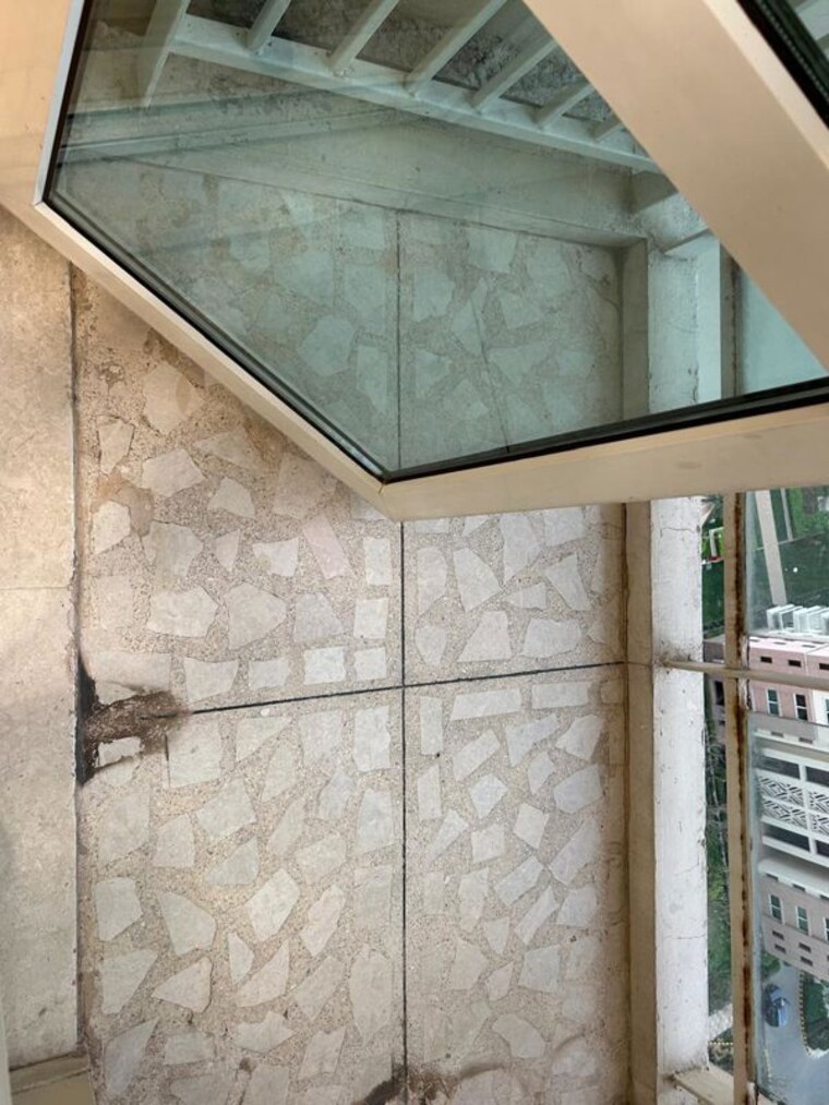 Balcony, dlf-park-place 3 Bedroom 1983 Sq.Ft. Apartment In Sector 54 Gurgaon 10496054