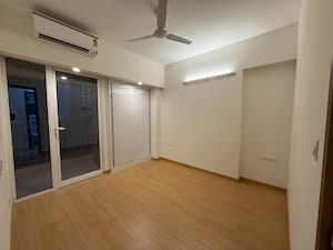 Room in 3 BHK Apartment at Godrej Woods, Sector 43 – for Rent