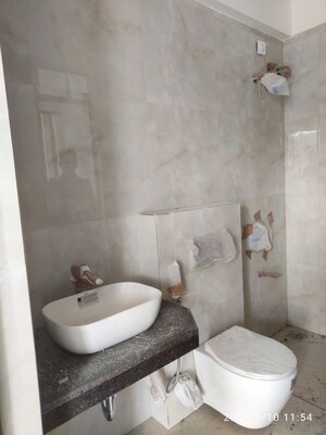 Bathroom in 2 BHK Apartment at Raymond Ten X Habitat, Pokhran Road No Two – for Rent