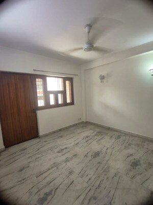 Room in 3 BHK Builder Floor at Malviya Nagar – for Sale
