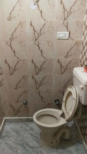 Bathroom in 1 BHK Apartment at Bestfield, Netaji Subhash Place – for Rent