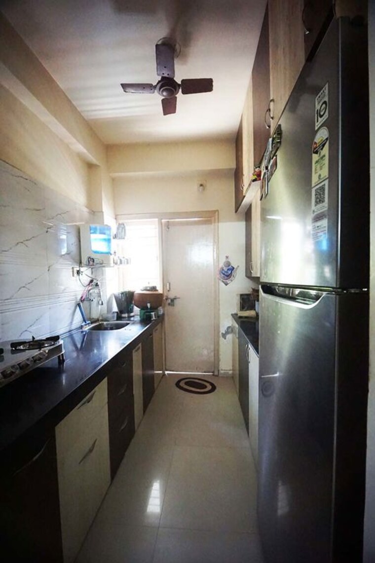 Kitchen, nava naroda 2 Bedroom 181 Sq.Yd. Apartment In Nava Naroda Ahmedabad 10496099