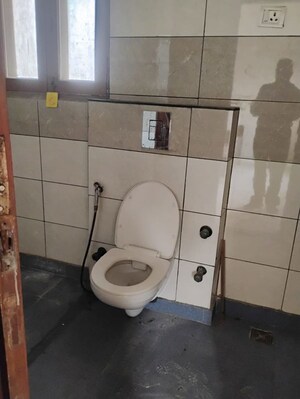 Bathroom in 1 BHK Villa at Sector 39 – for Rent