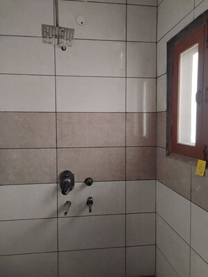 Bathroom in 1 BHK Villa at Sector 39 – for Rent