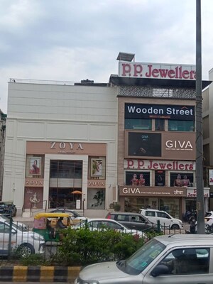  Shop – Exterior View View at South Extension I - for Rent