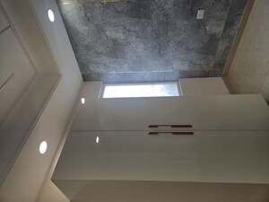 Furnished Amenities in 4 BHK Builder Floor at South City 2 – for Sale