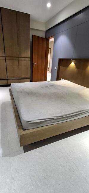 Bedroom in 3 BHK Apartment at Vesu – for Rent