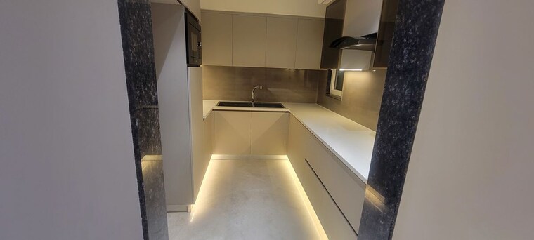 Kitchen, vipul-world-floors 3 Bedroom 192 Sq.Yd. Builder Floor In Sector 48 Gurgaon 10496216