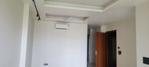Room in 3 BHK Builder Floor at Vipul World Floors, Sector 48 – for Sale