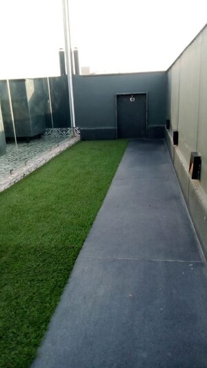 Building Lobby in 3 BHK Builder Floor at Vipul World Floors, Sector 48 – for Sale
