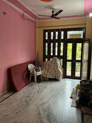 Living Room in 2 BHK Builder Floor at Alpha Ii Greater Noida – for Rent