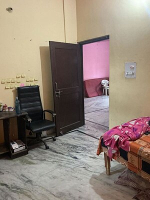 Bedroom in 2 BHK Builder Floor at Alpha Ii Greater Noida – for Rent
