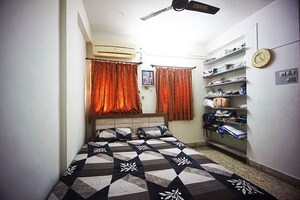 Living Room in 4 BHK Apartment at Ellisbridge – for Sale