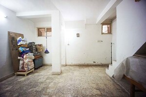 Living Room in 4 BHK Apartment at Ellisbridge – for Sale