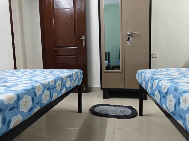 Bedroom, bhandup east Pg For Boys & Girls In Bhandup East 10496230