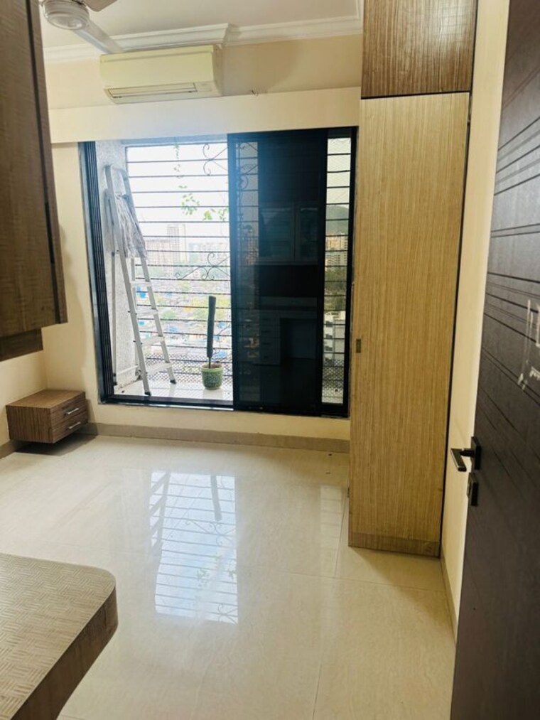 Room, safal-shree-saraswati-chsl-plot-8-a 3 Bedroom 1000 Sq.Ft. Apartment In Chembur Mumbai 10496241