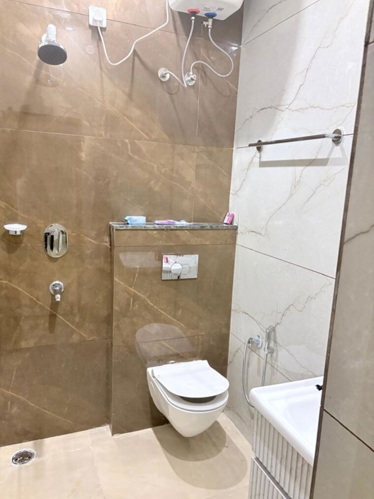 Bathroom, sector 125 3 Bedroom 1296 Sq.Ft. Apartment In Sector 125 Kharar 10460753