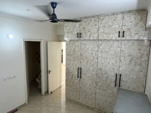Room in 2.5 BHK Apartment at La Residentia, Tech Zone 4 Greater Noida – for Sale