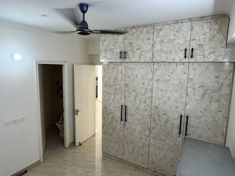 Room, la-residentia 2.5 Bedroom 1010 Sq.Ft. Apartment In Tech Zone 4 Greater Noida Greater Noida 10496264