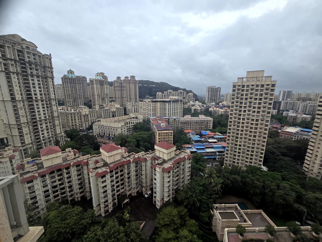 2 BHK + Store Room 850 Sq.Ft. Apartment in Hiranandani Atlantis
