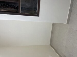 Room in 1 BHK Independent House at Govindpuri – for Sale