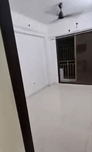 Bedroom in 3 BHK Apartment at Arihant 4 Anaika, Taloja – for Rent