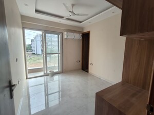 3 BHK Builder Floor For Rent in Sector 57