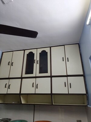 Furnished Amenities in 1 BHK Apartment at Chhabhaiya Park CHS, Kapur Bawdi – for Rent