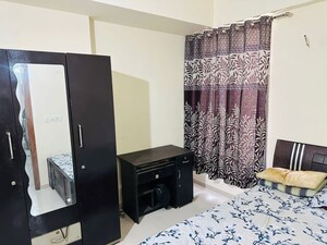 Team Area in 3 BHK Apartment at Ellisbridge – for Sale