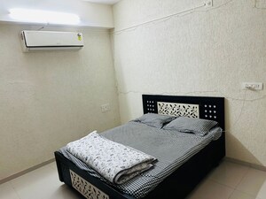 Bedroom in 3 BHK Apartment at Ellisbridge – for Sale
