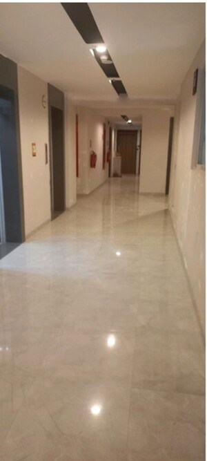 Room in 2 BHK Apartment at Piramal Vaikunth, Balkum Pada – for Sale