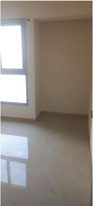 Room in 2 BHK Apartment at Piramal Vaikunth, Balkum Pada – for Sale
