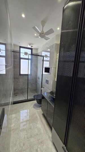 Bathroom in 4 BHK Builder Floor at Ansal Sushant Lok I, Sector 43 – for Rent