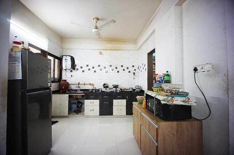 Kitchen, sola 3 Bedroom 171 Sq.Yd. Apartment In Sola Ahmedabad 10496467
