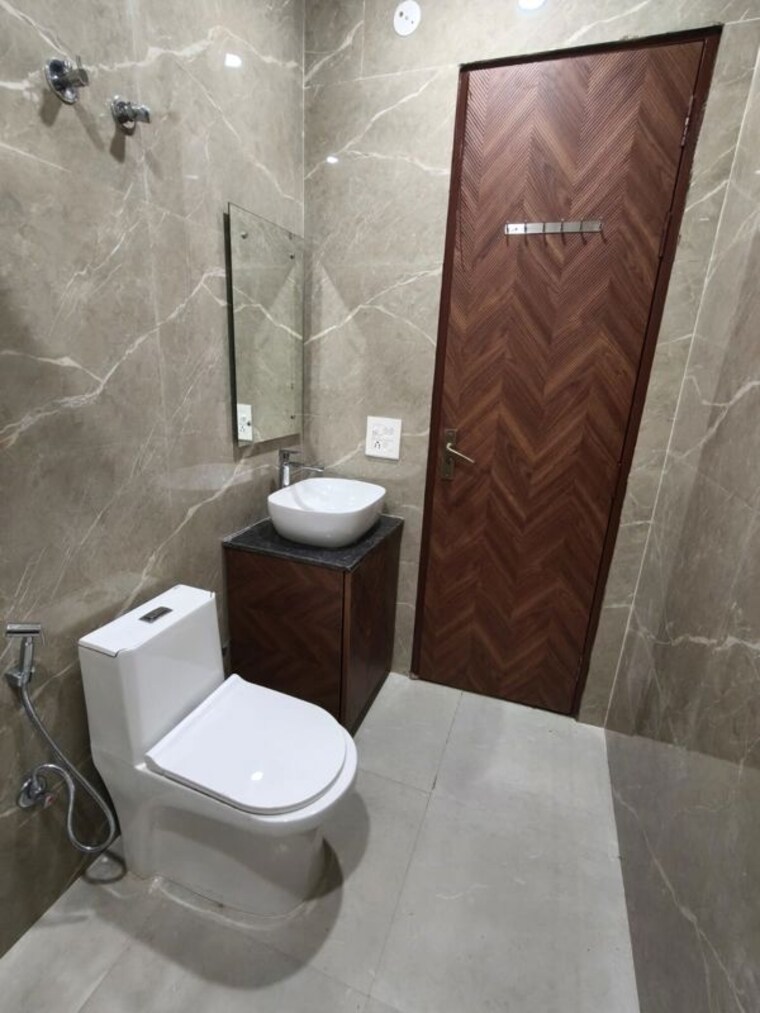 Bathroom, yashika-green-square 2 Bedroom 600 Sq.Ft. Apartment In Sector 99a Gurgaon 10496459