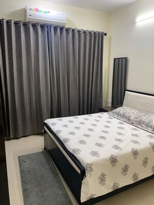 Bedroom in 2.5 BHK Apartment at Neelkanth Greens, Manpada – for Rent