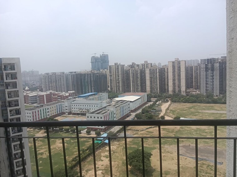 Exterior View, amrapali dream valley 1 Bedroom 585 Sq.Ft. Apartment In Amrapali Dream Valley Greater Noida 10496461
