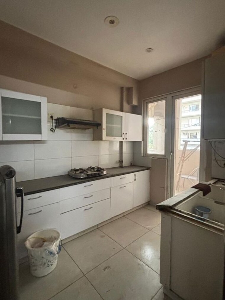 Kitchen, motiaz-royal-citi 3 Bedroom 1910 Sq.Ft. Apartment In Ambala Highway Zirakpur 10496494