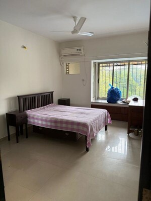 Bedroom in 2 BHK Apartment at Premier Kailash Tower, Powai – for Rent