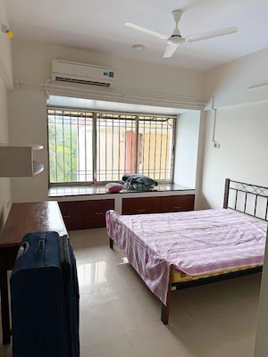 Bedroom in 2 BHK Apartment at Premier Kailash Tower, Powai – for Rent