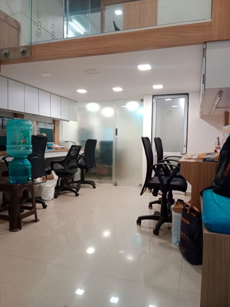 Exterior View, crystal-plaza-andheri-west Commercial Office Space 270 Sq.Ft. In Andheri West Mumbai 10493036