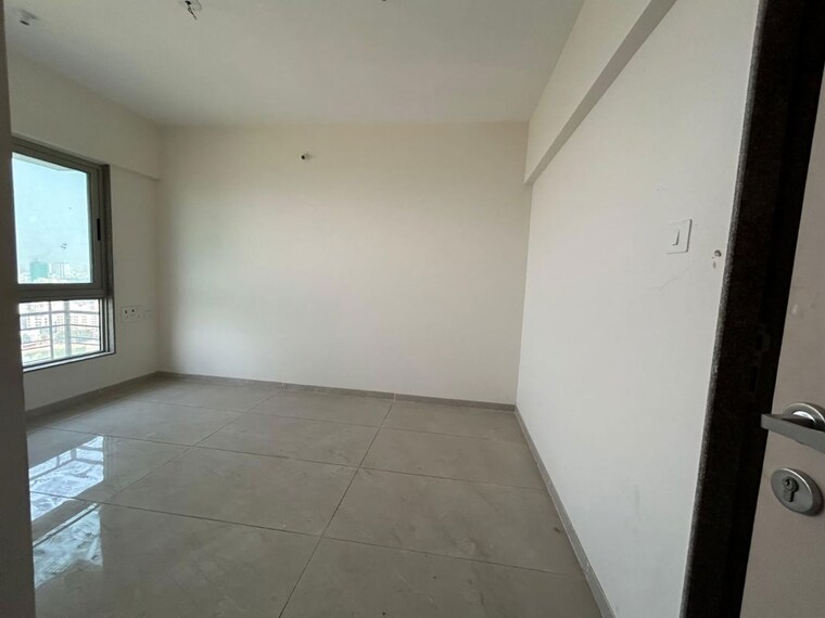 Room, gurukrupa-marina-enclave-wing-k-and-l-phase-i 2 Bedroom 618 Sq.Ft. Apartment In Malad West Mumbai 10494510