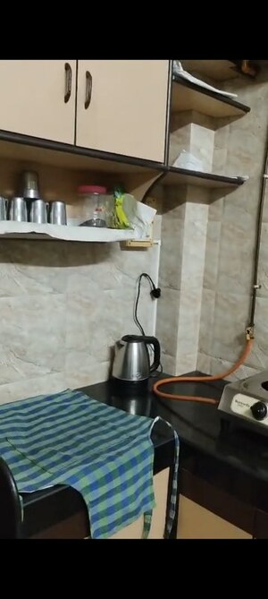 Team Area in 1 BHK Apartment at Vidyavihar West – for Rent